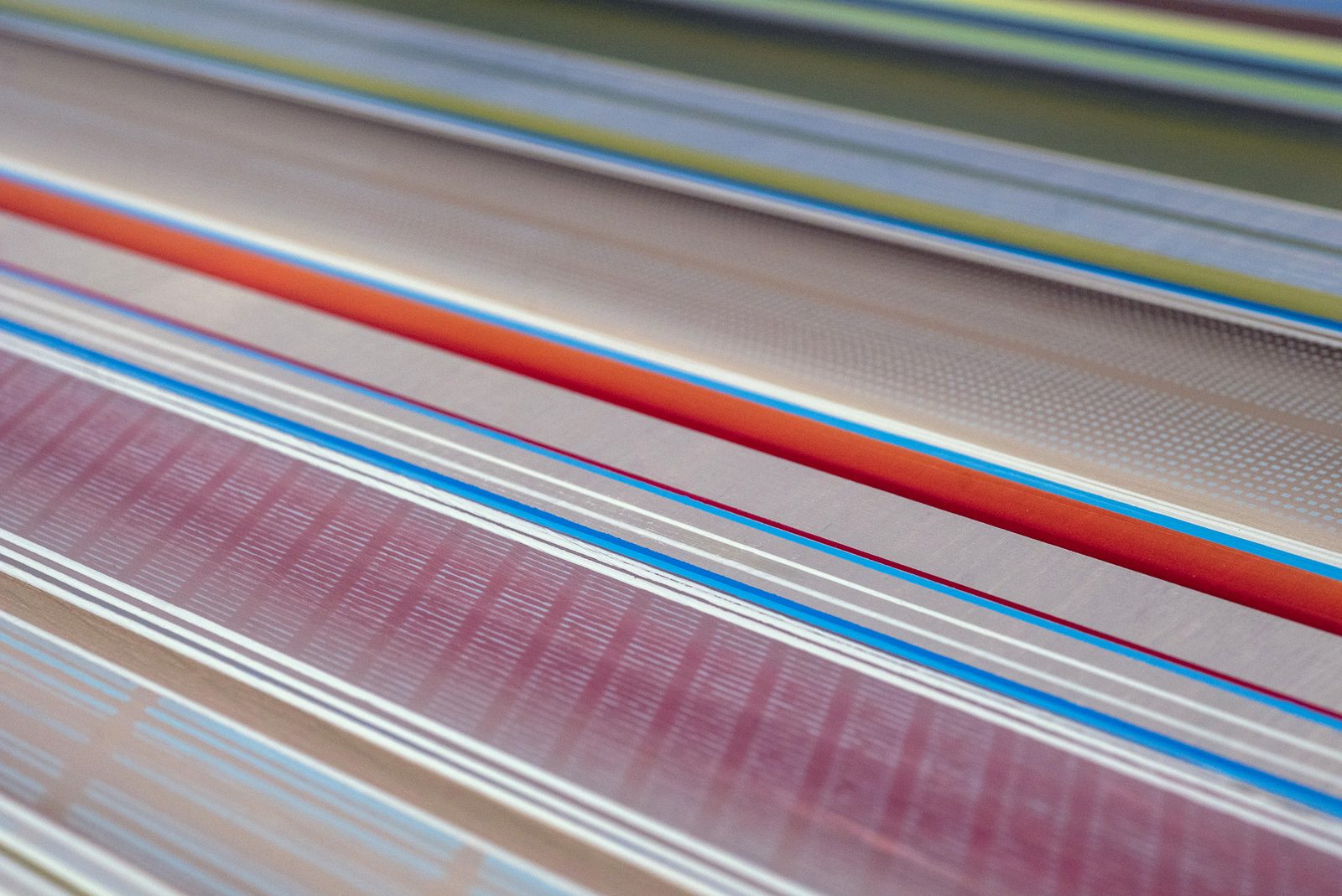 Color bands — surface detail